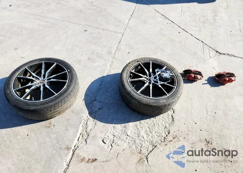 2014 Dodge Challenger R/T z USA, uszkodzony, nr VIN 2C3CDYBT6EH100537